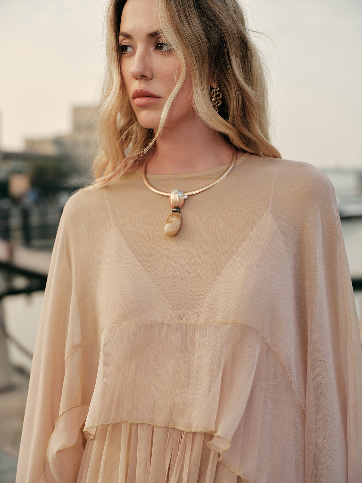 Women's Chiffon Cape Sleeve Maxi Evening Dress-Vestioflux